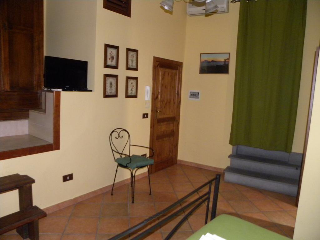 Case Vacanze Albamarina Lipari  Room photo