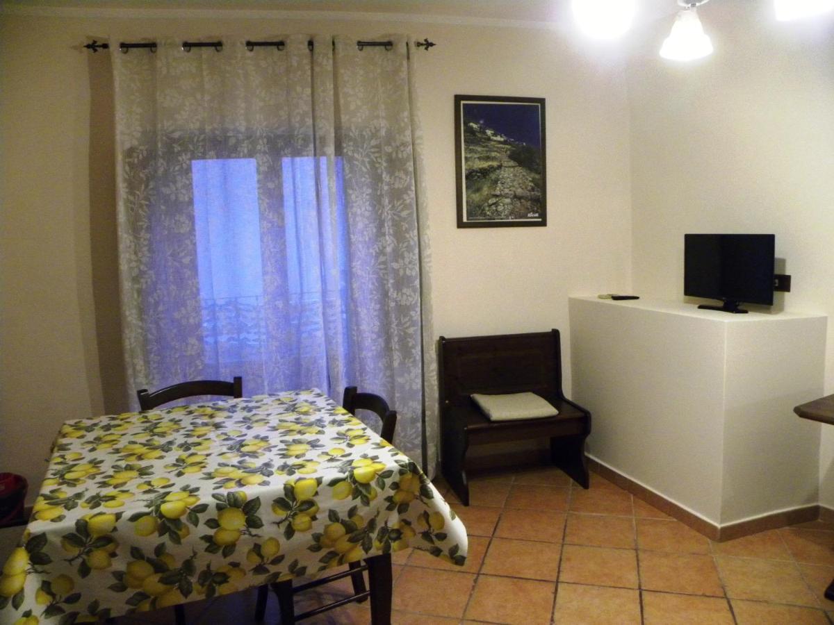Case Vacanze Albamarina Lipari  Exterior photo