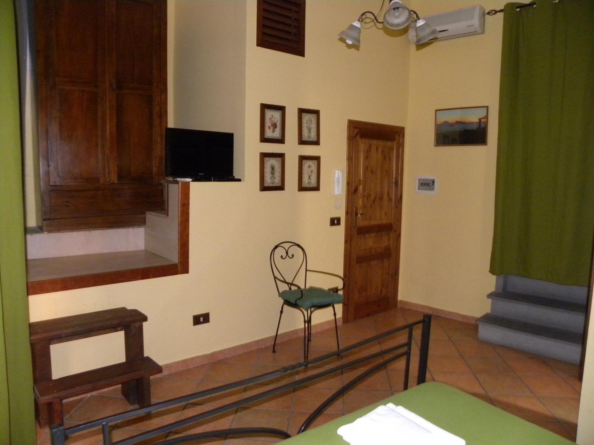 Case Vacanze Albamarina Lipari  Room photo