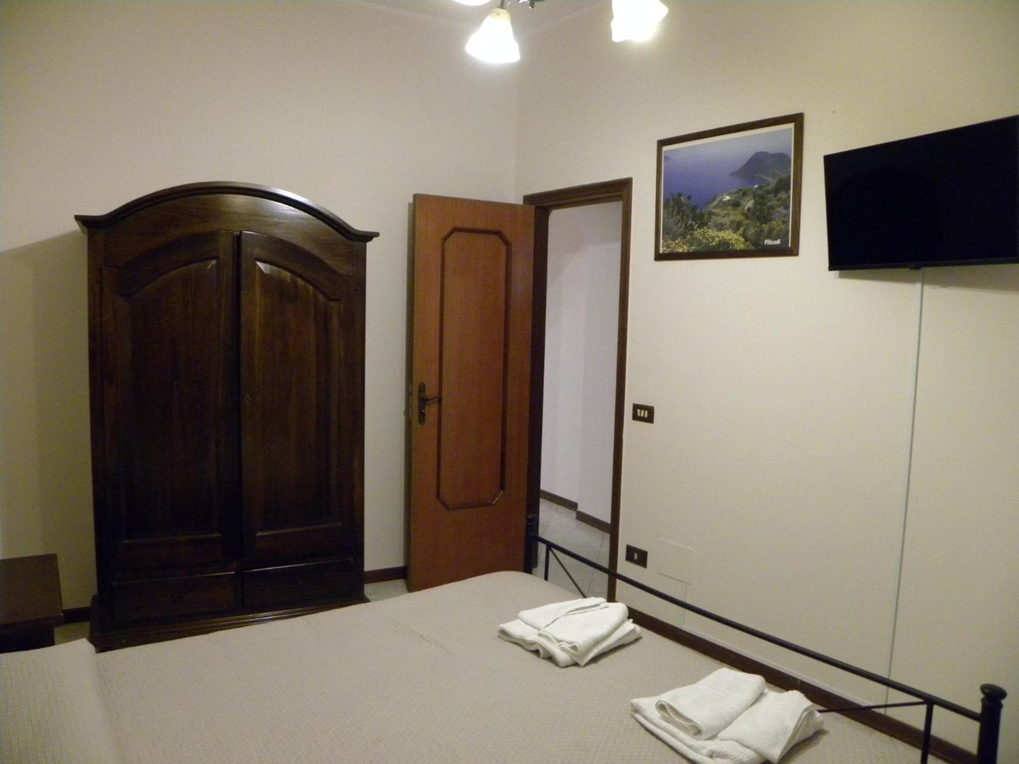 Case Vacanze Albamarina Lipari  Exterior photo